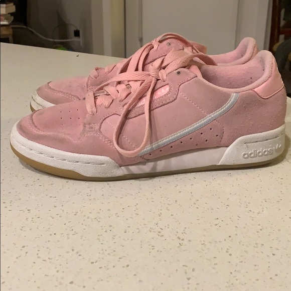 Adidas pink suede shoes size 6 Womens - Picture 2 of 4